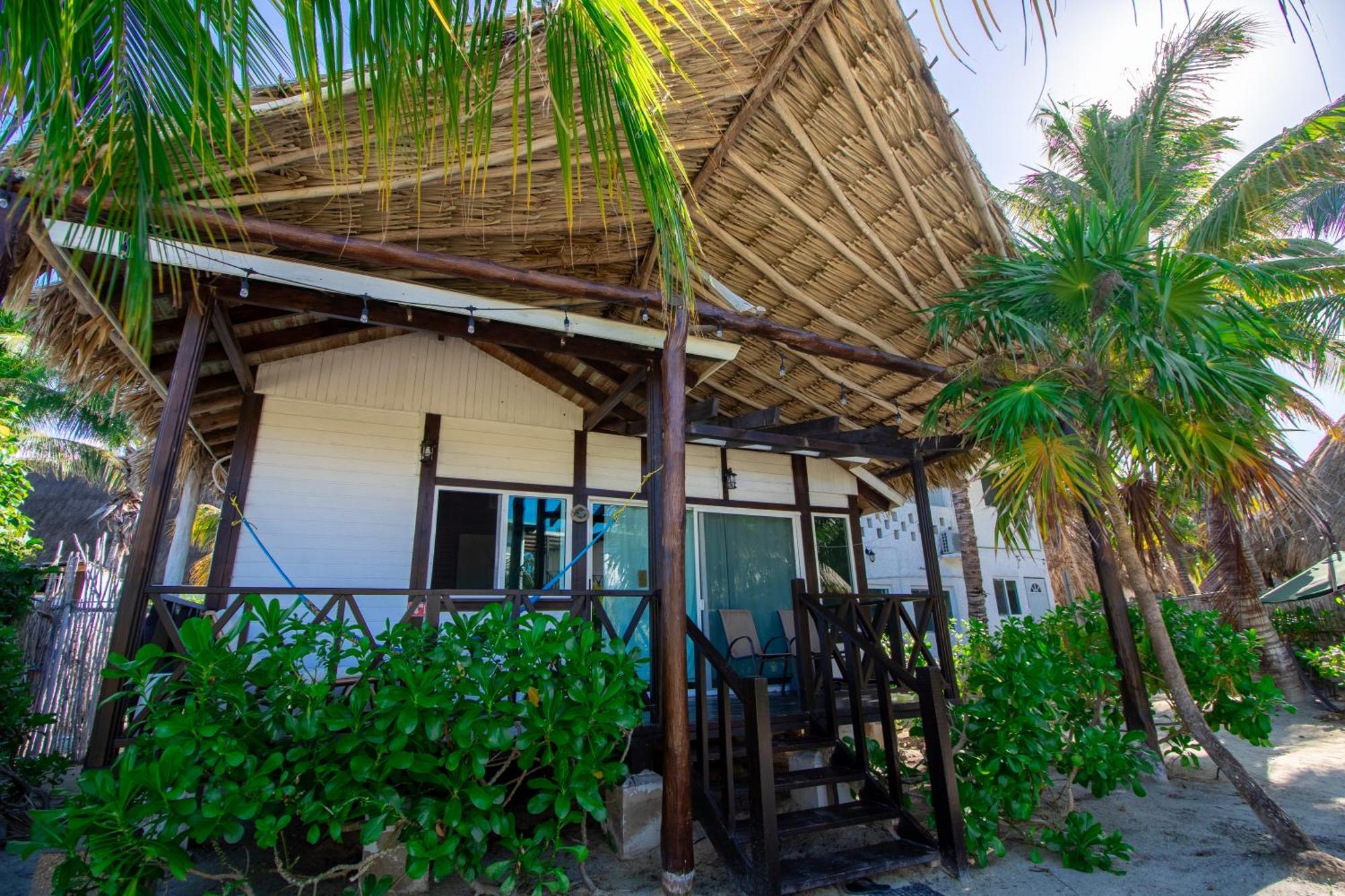 Villas El Encanto Holbox Exteriör bild